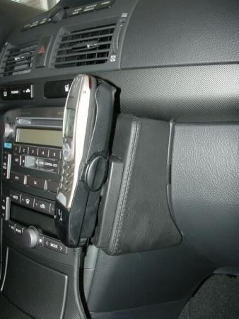 Uchwyt na telefon KUDA Toyota Avensis 2003-2008 (1)