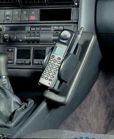 Uchwyt na telefon KUDA Audi 100 od 1991 do 1997 (1)